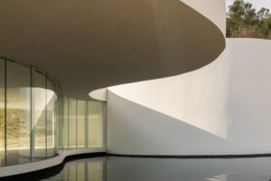 Oscar Niemeyer's Pavilion