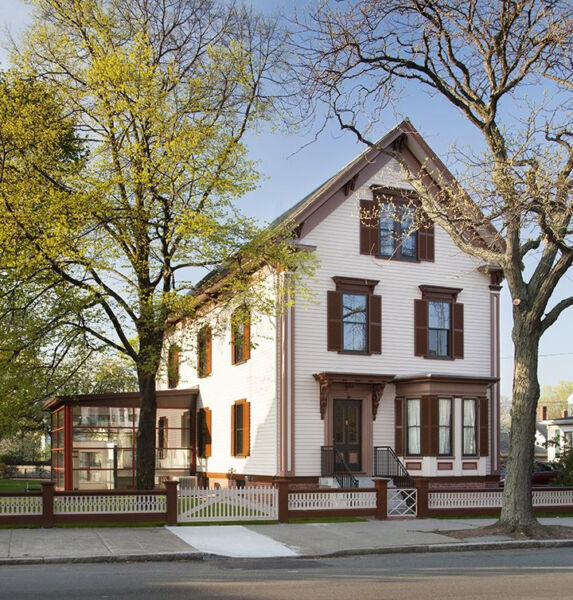 Mary Baker Eddy House in Boston, Massachusetts: Architectural Gem