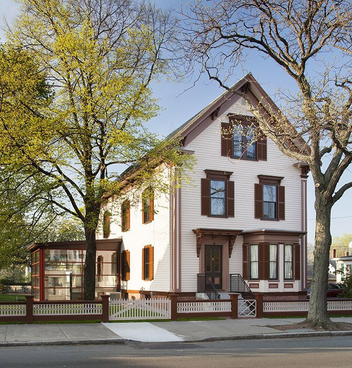 Mary Baker Eddy House in Boston, Massachusetts: Architectural Gem