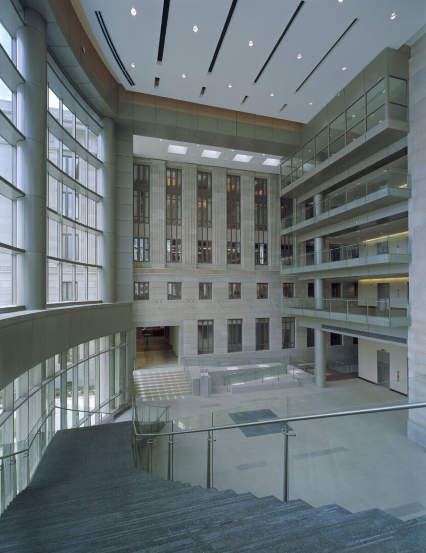 Modern design of Richard Sheppard Arnold Courthouse, Little Rock, Arkansas