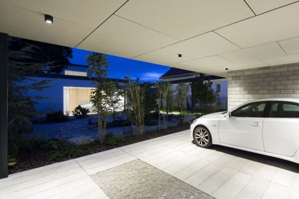 Innovative carport design at the Greenline project.