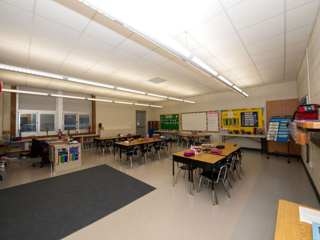 Calming colors and design elevate the classroom’s functionality. Calming colors and design elevate the classroom