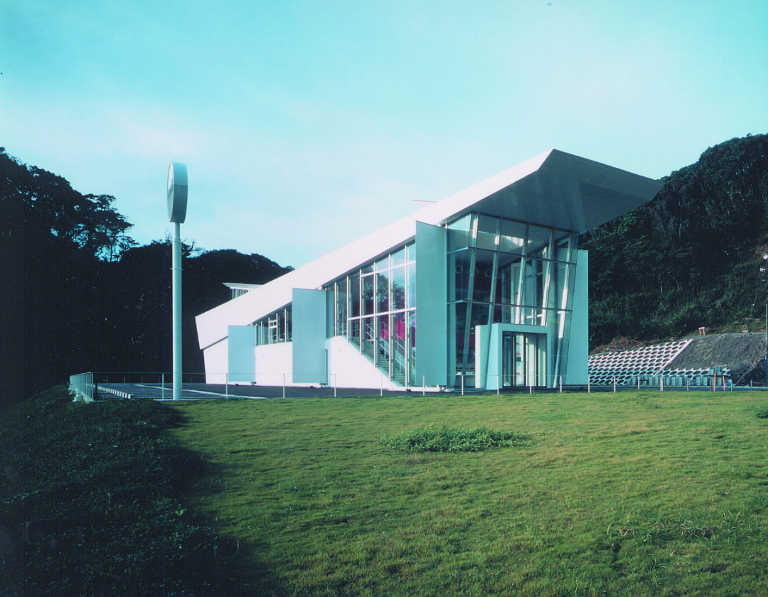A captivating journey through modern museum design. A captivating journey through modern museum design.