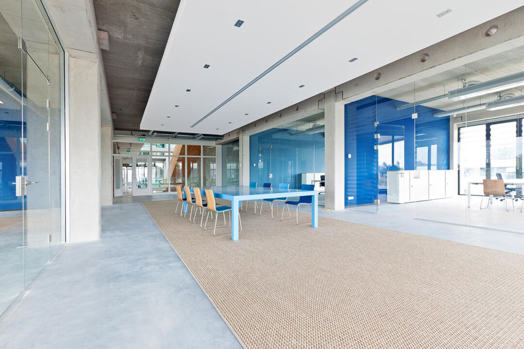 A blend of functionality and aesthetics in corporate architecture. A blend of functionality and aesthetics in corporate architecture.