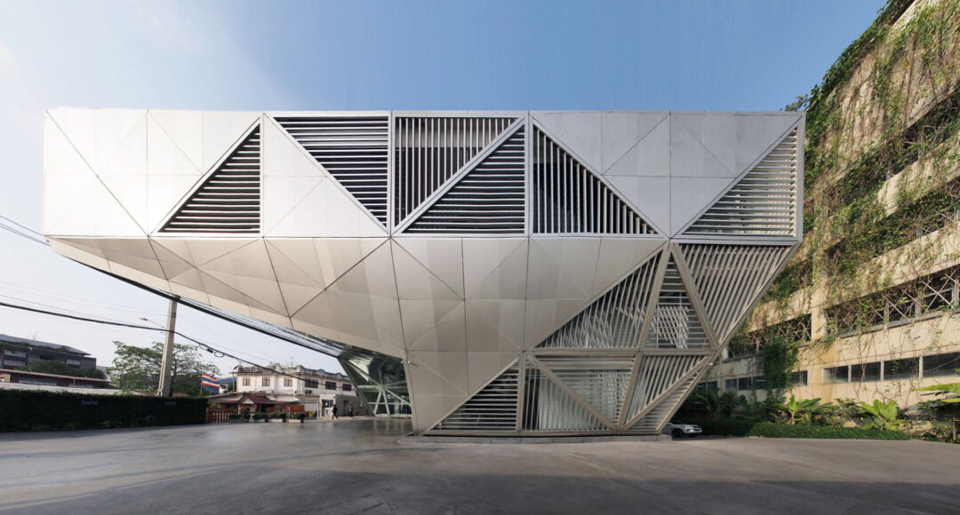 Bitwise Headquarters, a landmark of modern design in Thailand. Bitwise Headquarters, a landmark of modern design in Thailand.