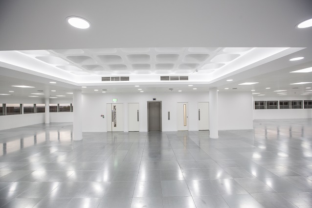 Architectural brilliance of Ashton House by Woodhouse Workspace. Architectural brilliance of Ashton House by Woodhouse Workspace.