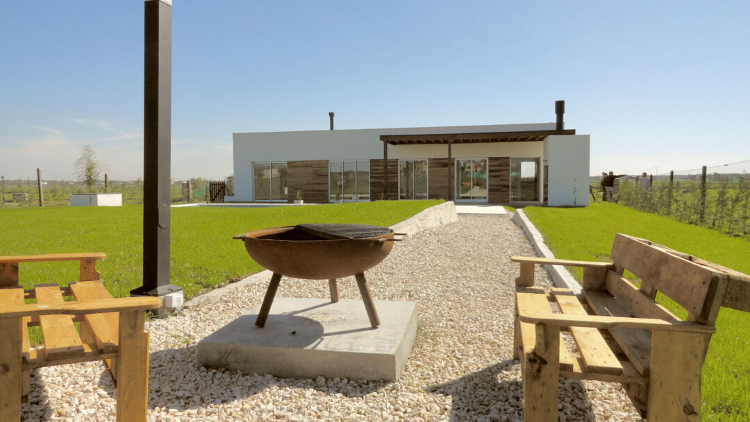 Experience luxury living amidst breathtaking views. Experience luxury living amidst breathtaking views.