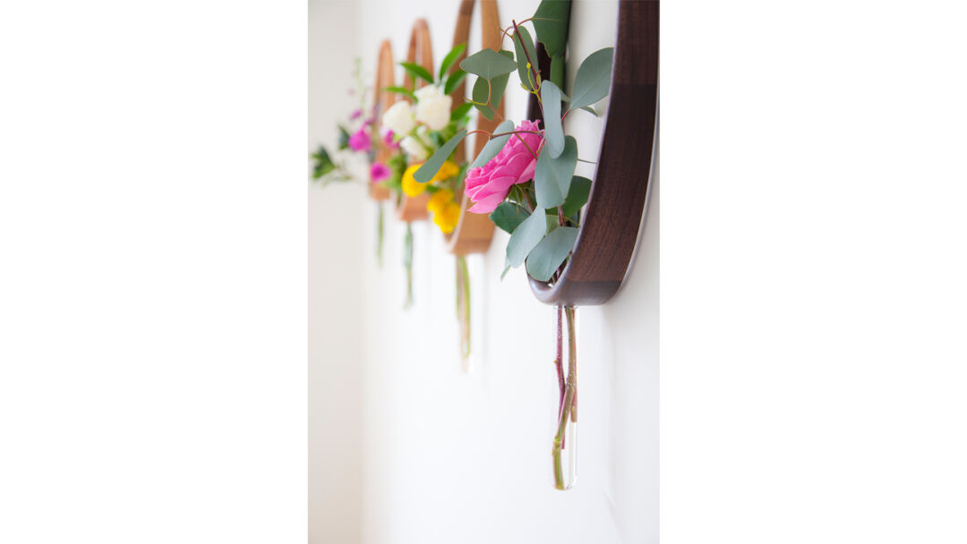 Minimalist design capturing the essence of nature. Minimalist design capturing the essence of nature.