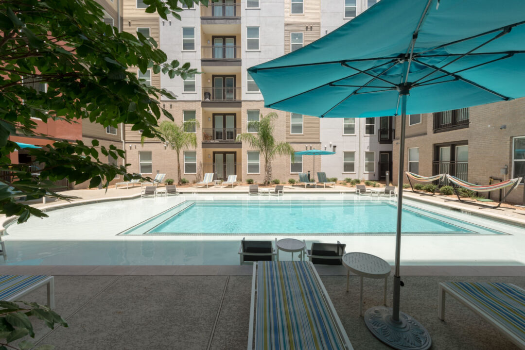 Community-focused spaces foster collaboration at Campus Vue. Community-focused spaces foster collaboration at Campus Vue.