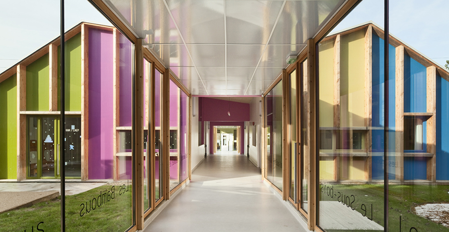 Innovative architecture in u00c9pinay-sous-Su00e9nart.