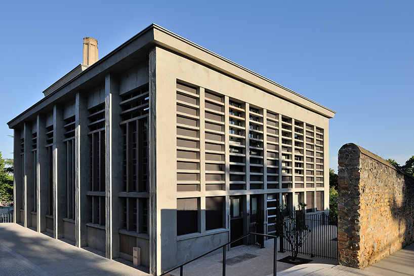 New dwelling units blend with original boiler house structure. New dwelling units blend with original boiler house structure.