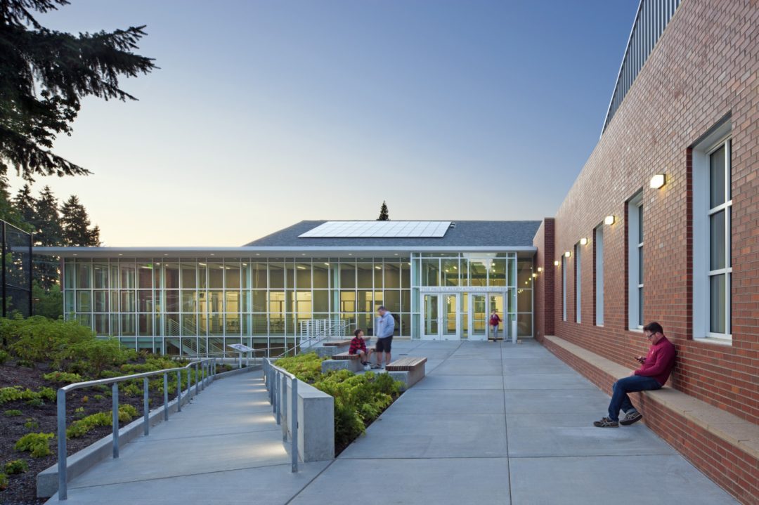 Innovative design enhances community engagement at Lakeside School. Innovative design enhances community engagement at Lakeside School.