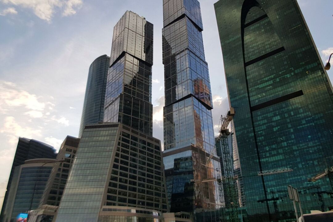 Discover Moscow City Towers: Modern living in Russia